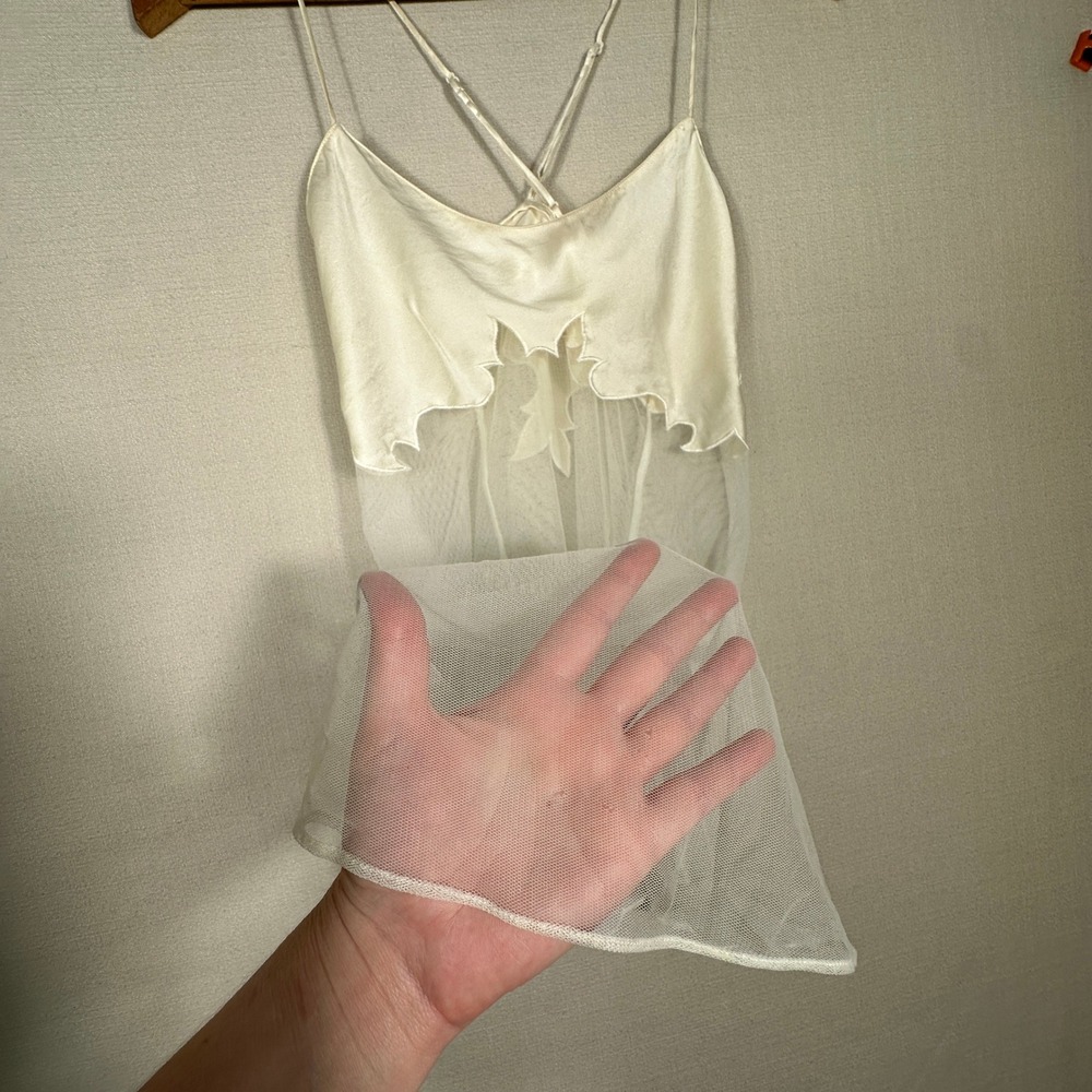 Victoria's Secret Babydoll Chemise Womens XS Ivory Good Sheer Mesh Satin Slip - Picture 11 of 13
